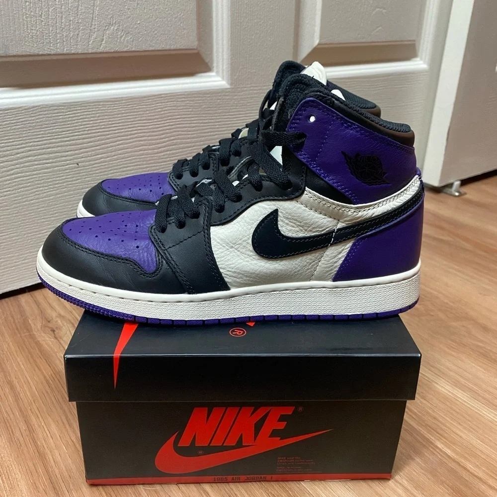 Air Jordan 1 Retro High OG GS ‘Court Purple’ Size 8.5